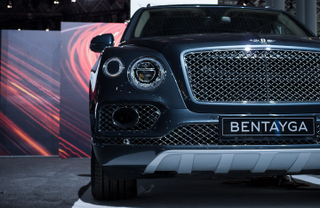 Pretty neat how Bentley put a GT-R rear quarter area on the front of their quarter million dollar SUV huh?